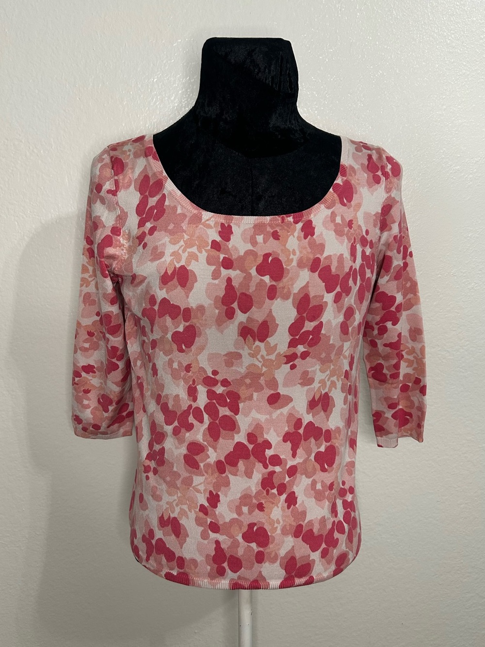 Ann Taylor Pink Multi-Color Patterned Scoop Neck Blouse
